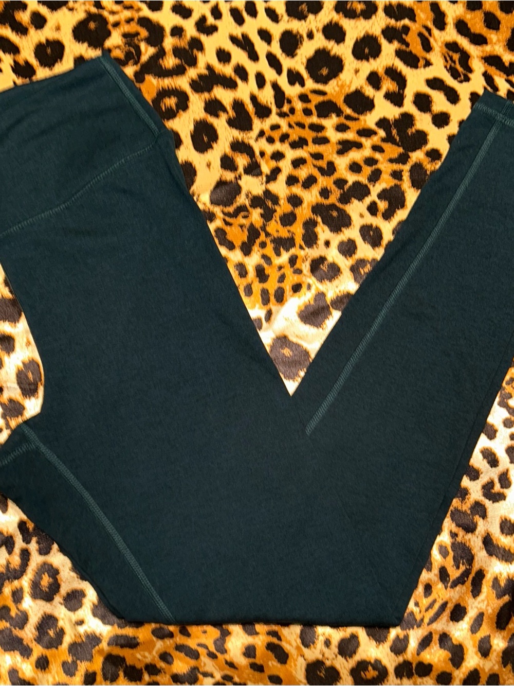 Old Navy CloudComfy Dark Green Extra High-Rise Leggings Women